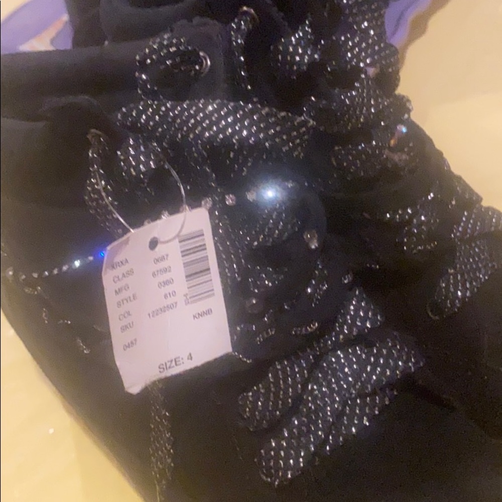 Girls ankle boots size 5